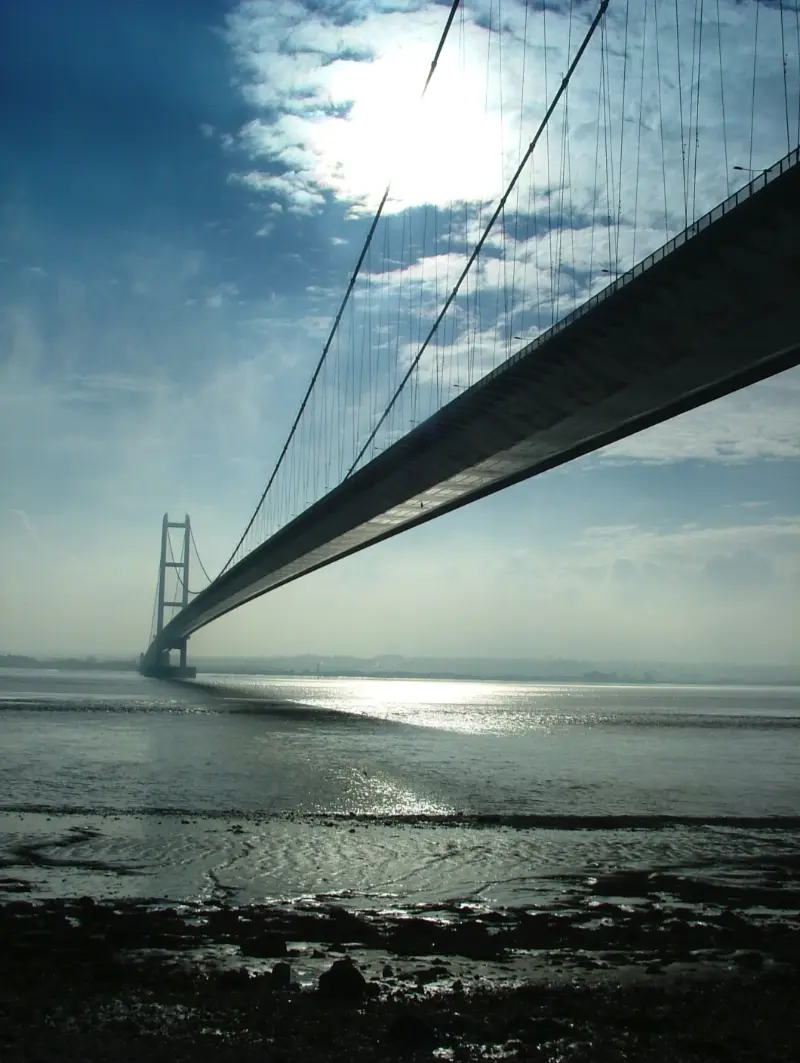 the humber bridge, in Hull